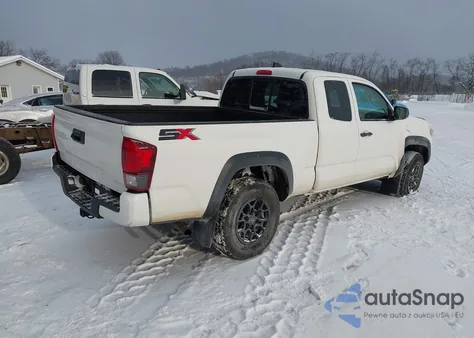 2021 Toyota Tacoma Sr z USA, uszkodzony, nr VIN 3TYRX5GN7MT028872